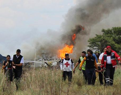 Mexican miracle: Plane with 101 on board crashes, everybody survives