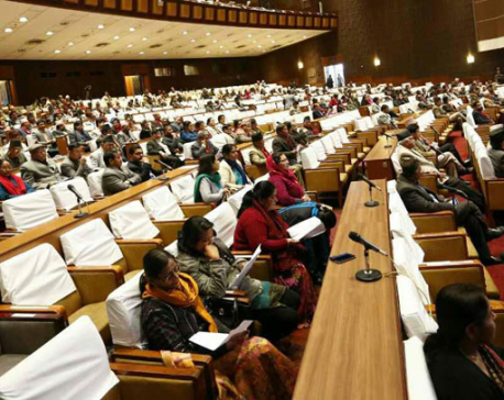 House lack of quorum after resuming business