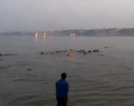 At least 19 dead in India as boat capsizes in Ganges