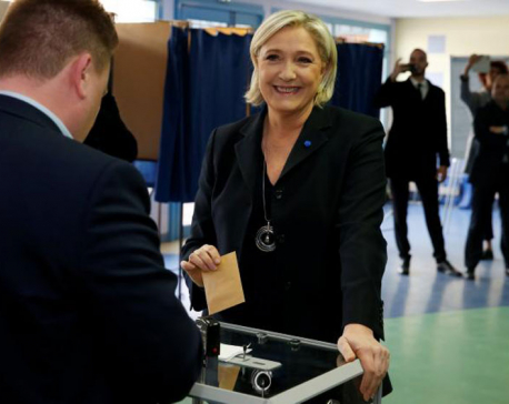 French presidential poll a bellwether for Europe