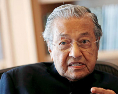 Malaysia's former leader set to become world's oldest PM at 92