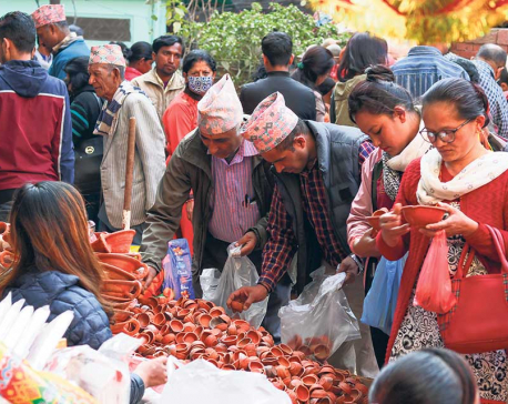 Vibrant Tihar market