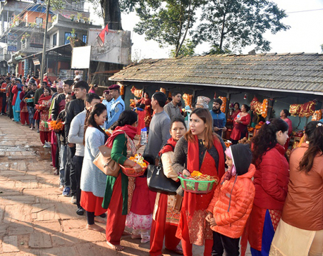 Devotees throng to goddess temples