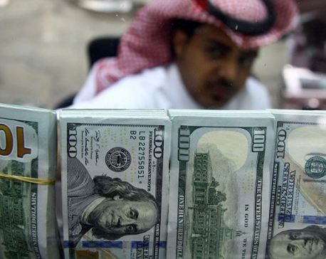 Saudi Arabia sends $3 billion to Pakistan to deal with the financial crisis