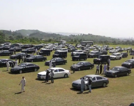 As promised, Imran Khan govt sells 70 luxury cars including Mercedes, BMW