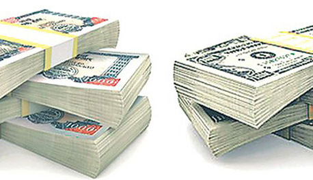 US dollar hits record high with Rs 117.5 today