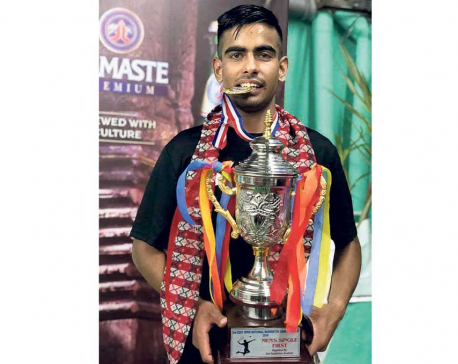 Dhami, Maharjan win badminton singles titles