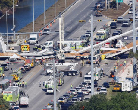 Florida foot bridge collapse leaves four people dead