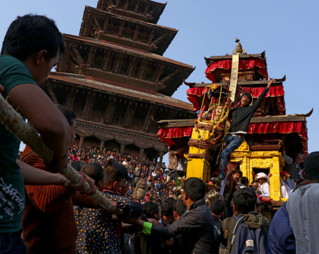 Scores throng Bhaktapur to observe historic Bisket jatra
