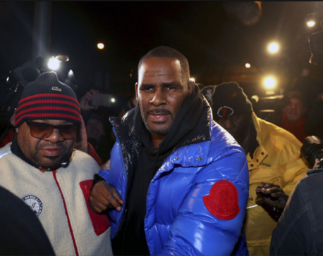 R. Kelly bond on sexual assault charges set at $1 million, due back in court Monday