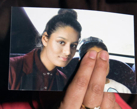 Father of UK teen who joined IS says don’t scrap citizenship