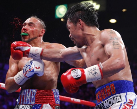 Manny Pacquiao beats Keith Thurman by split decision