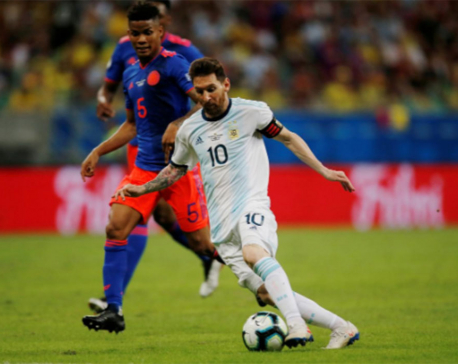 Martinez cracker helps Colombia past Argentina