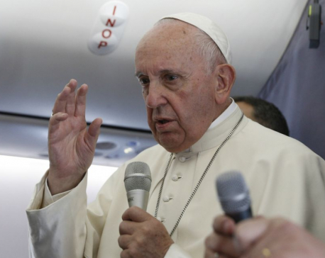 Pope appeals for peace, dialogue in Sudan
