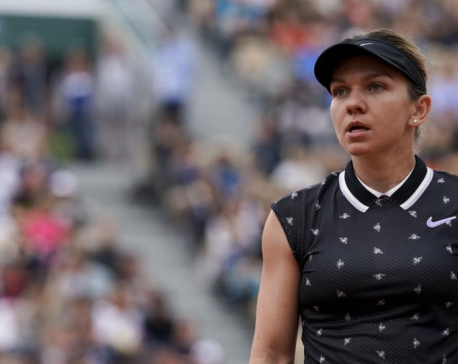 Anisimova blows Halep out of French Open as dream run continues