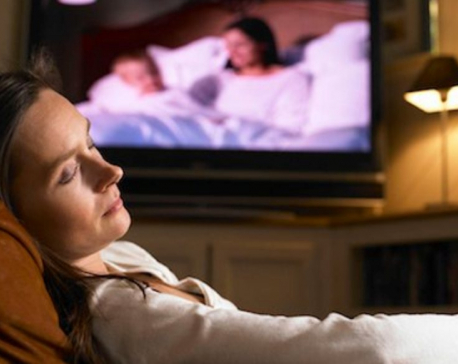 Sleeping with the TV on may make you gain weight