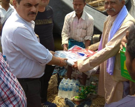 Indian Consulate in Birgunj distributes tarpaulins to storm-affected people in Bara