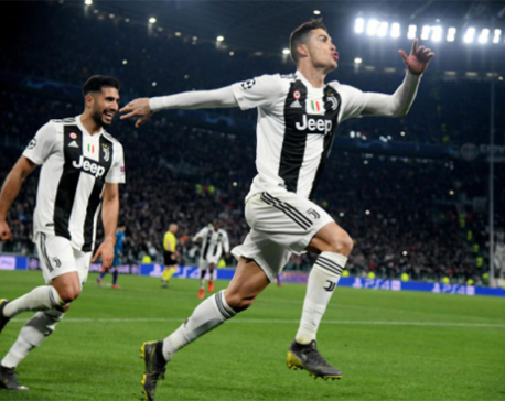 Superb Ronaldo hat-trick leads Juve into quarter-finals