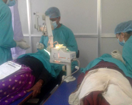 Over 100 people undergo eye surgery in two days