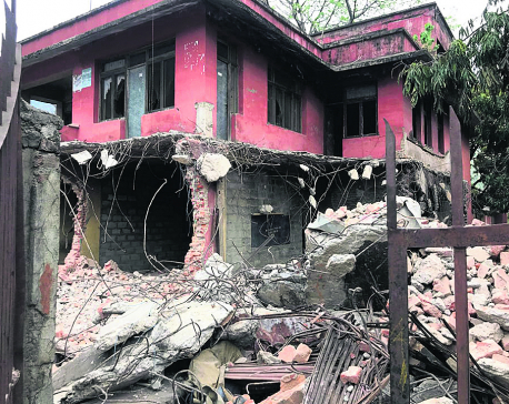 Police tear down house used as office by Chand outfit