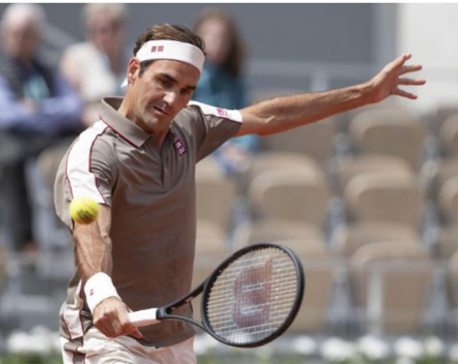 Federer enjoying 'outsider' tag on Roland Garros return