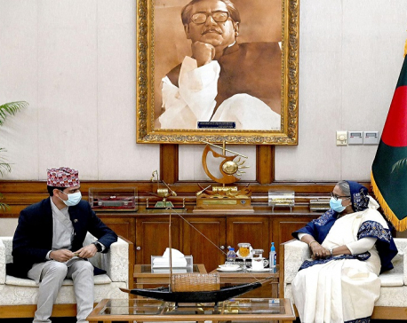 Ambassador Bhandari calls on Bangladesh PM; the two discuss trade, energy, tourism and climate change