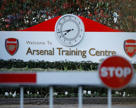 Arsenal to re-open training ground to players
