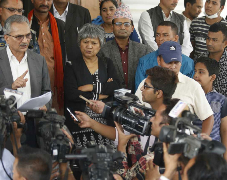 Bhattarai hands over memorandum to PM Deuba