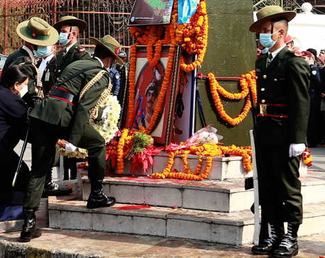 President offers wreath at statue of nation-builder Prithvi Narayan Shah