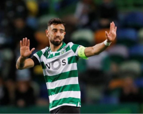 Manchester United hold talks with Sporting Lisbon to sign Fernandes - reports