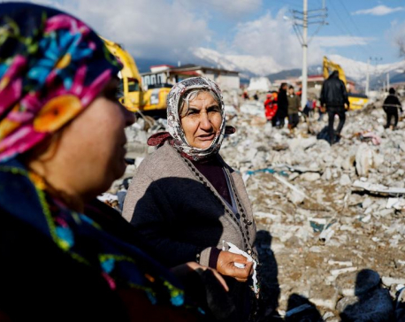 Rescuers dig through rubble as Turkey-Syria quake death toll passes 7,800