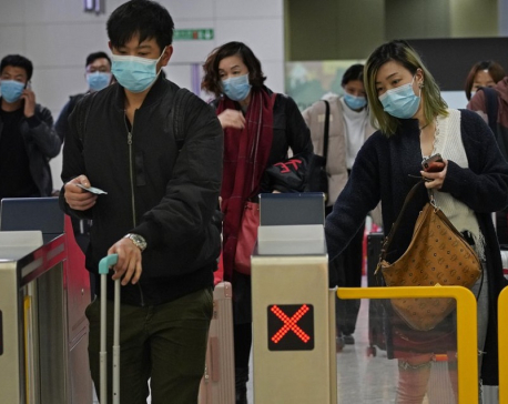 Hong Kong halts trains from mainland China as virus spreads