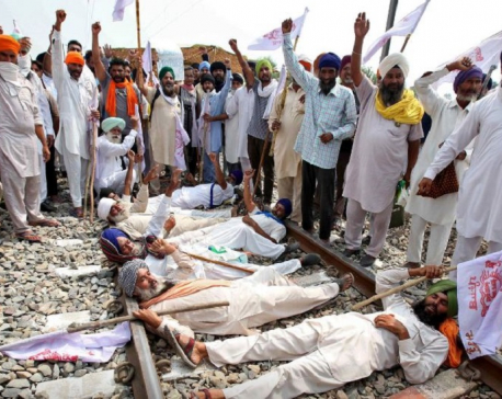 Indian farmers block roads, railways as protests mount over farm bills