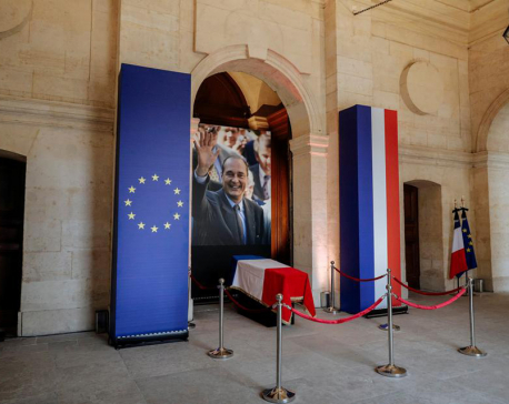 France bids farewell to ex-president Chirac