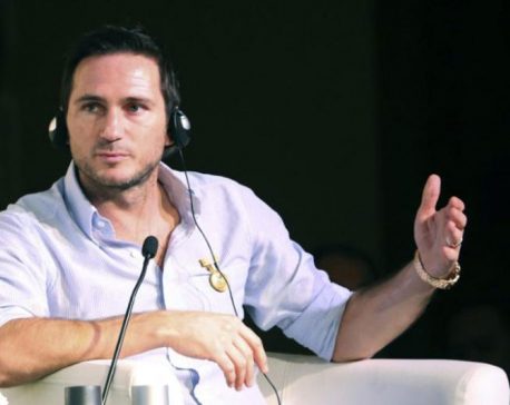 Lampard to stay in close contact with Chelsea