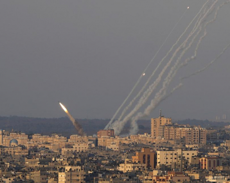 Cease-fire between Palestinians, Israel takes effect in Gaza