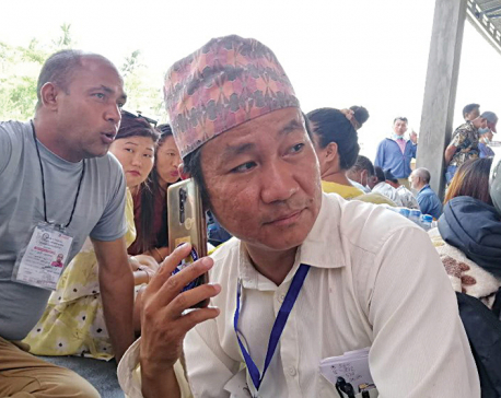 Why did the people of Dharan elect independent Sampang as their mayor?