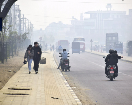 Kathmandu Valley continues to witness thick haze and smoke (with photos)