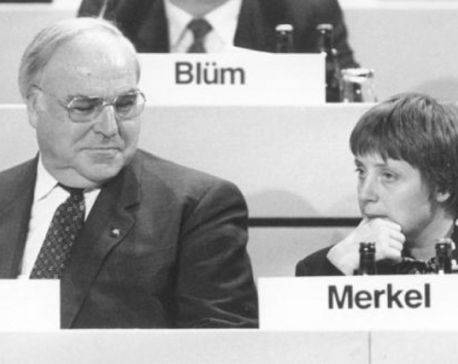 Infographics: Helmut Kohl- father of reunification