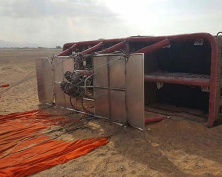6 tourists injured in hot-air balloon crash in UAE desert