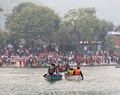 PHOTOS: Thousands throng Pokhara’s Lakeside to celebrate New Year despite risk of COVID-19 transmission