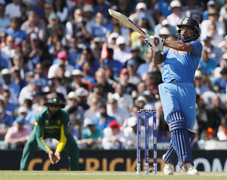 India reaches Champions Trophy semis after crushing SAfrica