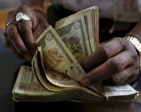 India withdraws 500, 1000 rupee notes in graft fight