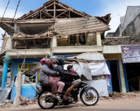 Indonesia rattled by 7.6 magnitude quake, tsunami warning lifted