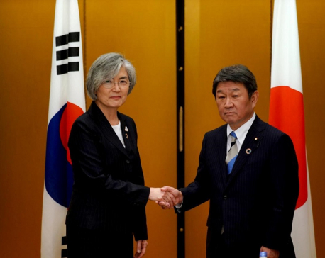 In bid to repair ties, Japan and South Korea agree to summit next month