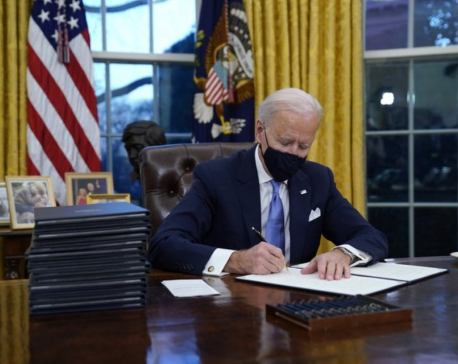 Democrats clear path for approval of Biden's $1.9 trillion COVID package