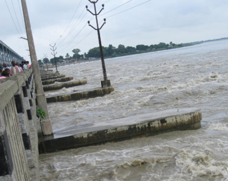 Red alert issued to mark danger as water level of Saptakoshi River rises