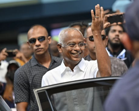 Maldives opposition candidate Mohamed Muiz wins the presidential runoff, local media say