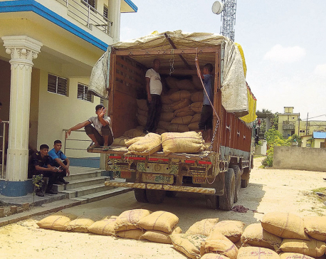 Police seize 12,200 kg black pepper being smuggled to India