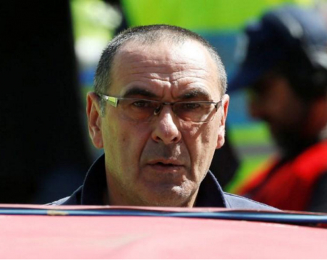 Former Napoli manager Sarri replaces Conte at Chelsea